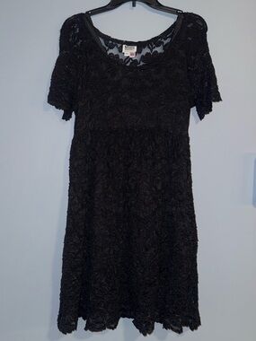 Mimi Maternity Black Lace Short Sleeve Dress